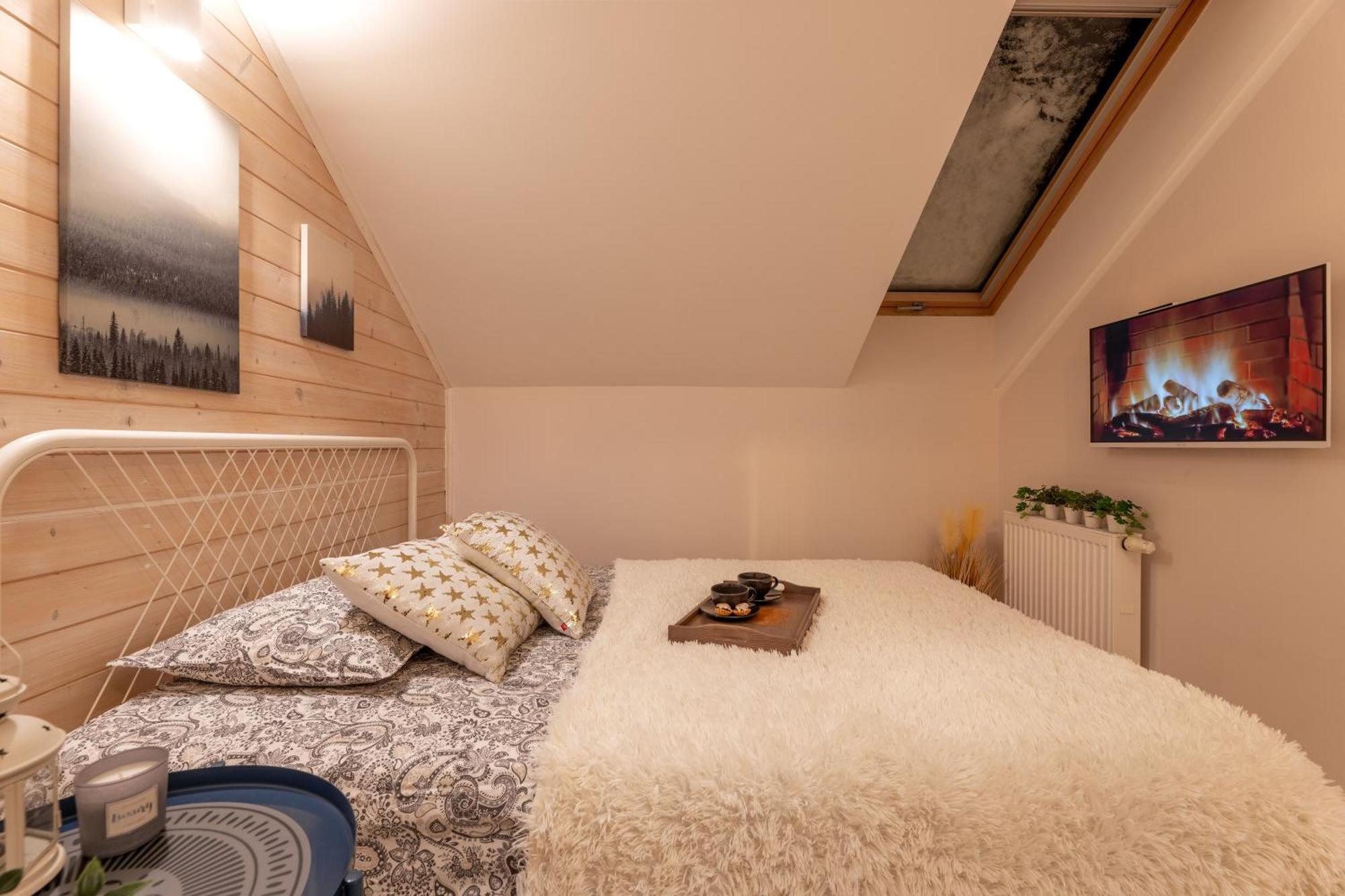 Apartament Kasztelan II Устрики-Долішні Екстер'єр фото